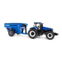1:32 New Holland GENESIS T8.355 Tractor with Grain Cart