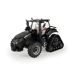1:32 Case IH AFS Connect Magnum 400 Rowtrac Demonstrator Tractor