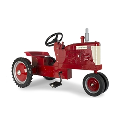Farmall 230 Pedal Tractor