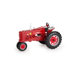 1:16 Farmall 300 FFA Tractor