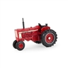 1:64 Farmall 806 Tractor