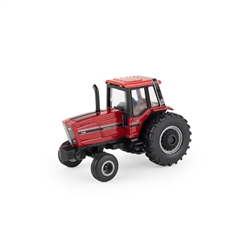1:64 International Harvester 3288 Tractor