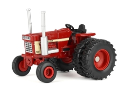 ERTL 1/64 International Harvester 1468 Open Station Tractor w/ Dual Wheels