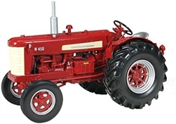 1:16 International W450 Gas Wide Front Tractor