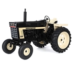 1/8 International 1066 Black Tractor